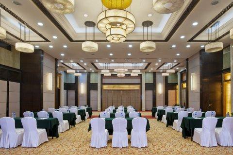 Holiday Inn Sea View تشنهوانغداو المظهر الخارجي الصورة
