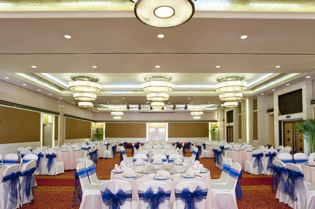 Holiday Inn Sea View تشنهوانغداو المطعم الصورة